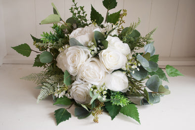 White and green wedding flowers