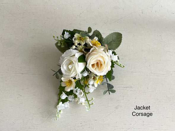 Cream and white wedding flowers