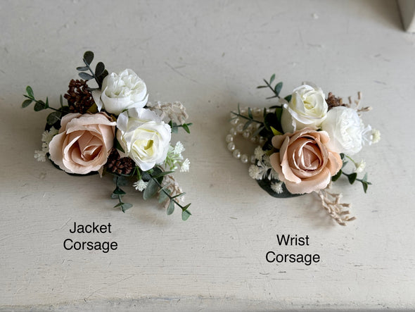 Rustic boho ivory, nude blush and mocha wedding flowers.